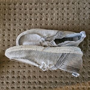 Casual White Knit Sneakers
